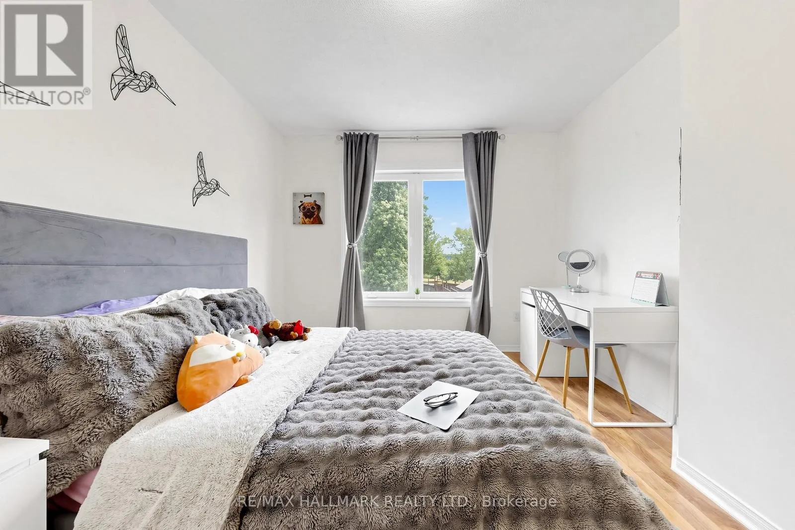 5 EVELYN BUCK LANE