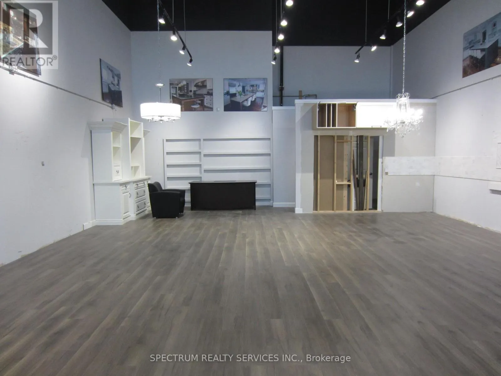 #9 - 8750 JANE STREET