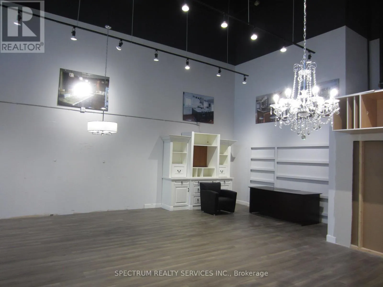 #9 - 8750 JANE STREET