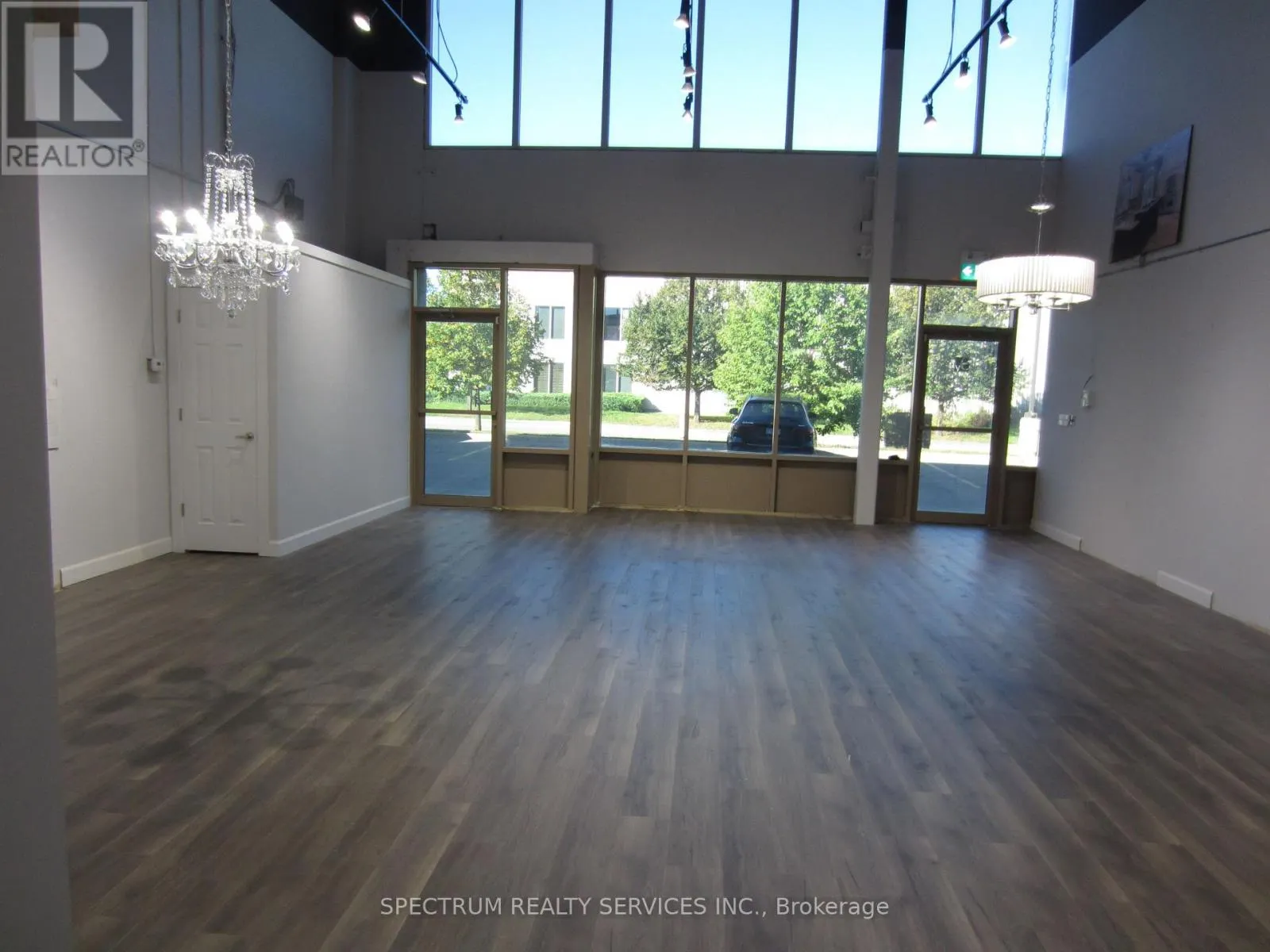 #9 - 8750 JANE STREET