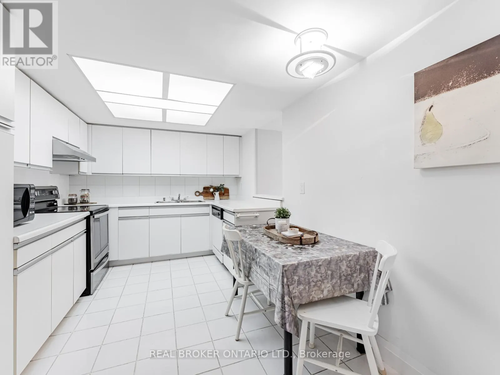 805 - 20 BAIF BOULEVARD