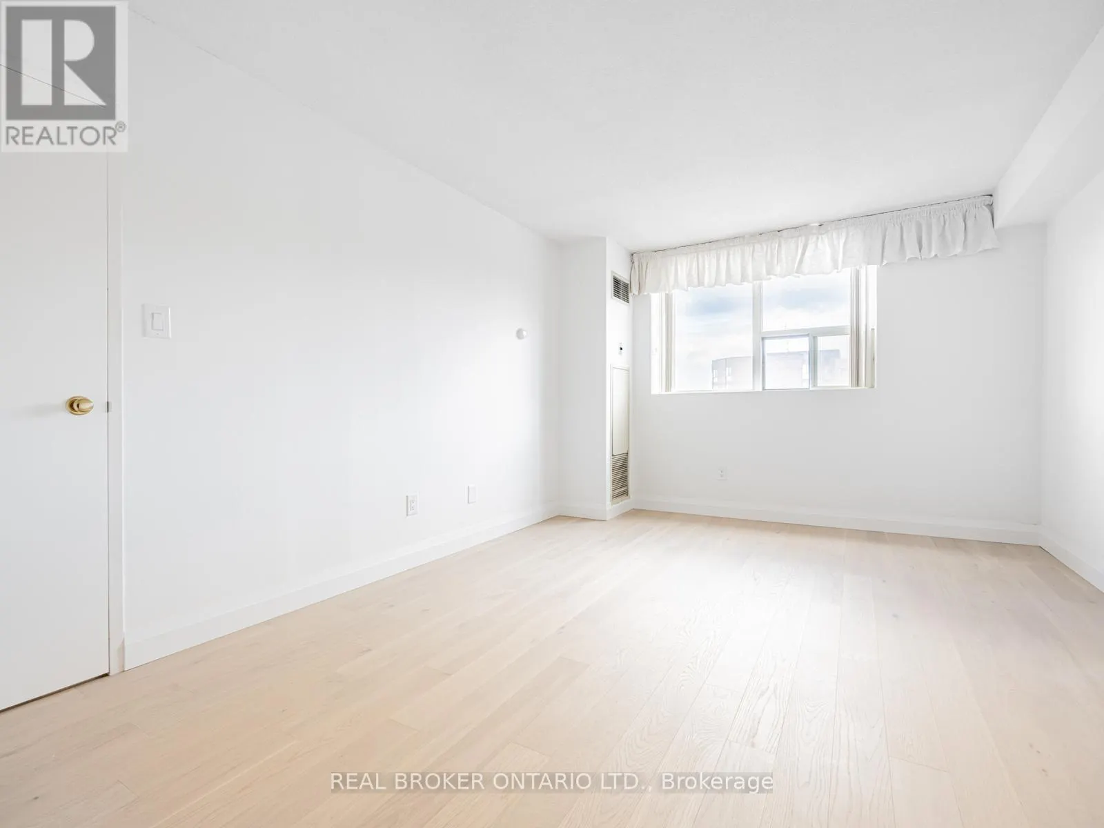 805 - 20 BAIF BOULEVARD