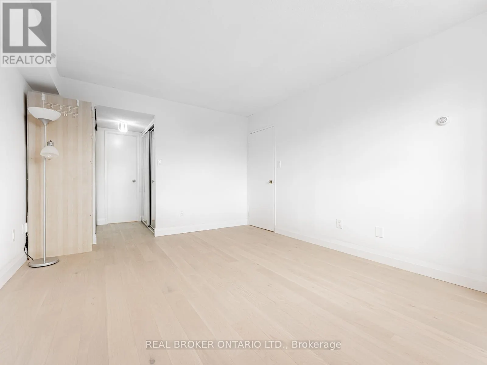 805 - 20 BAIF BOULEVARD