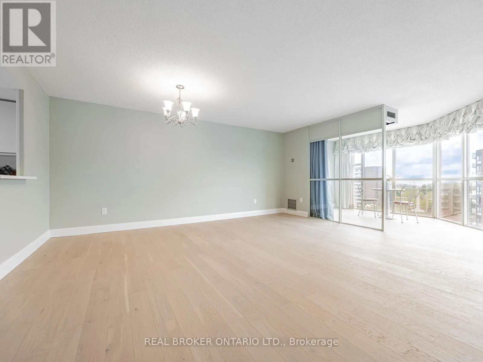 805 - 20 BAIF BOULEVARD