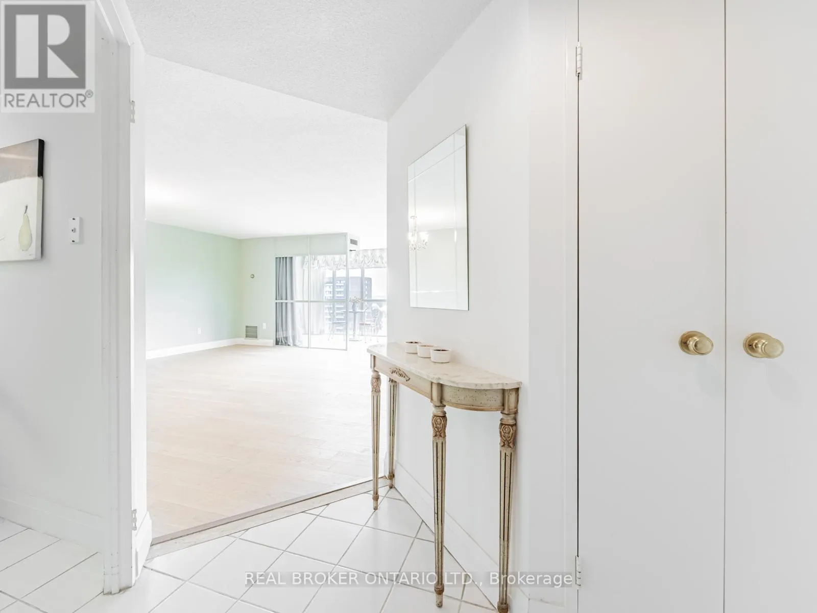 805 - 20 BAIF BOULEVARD