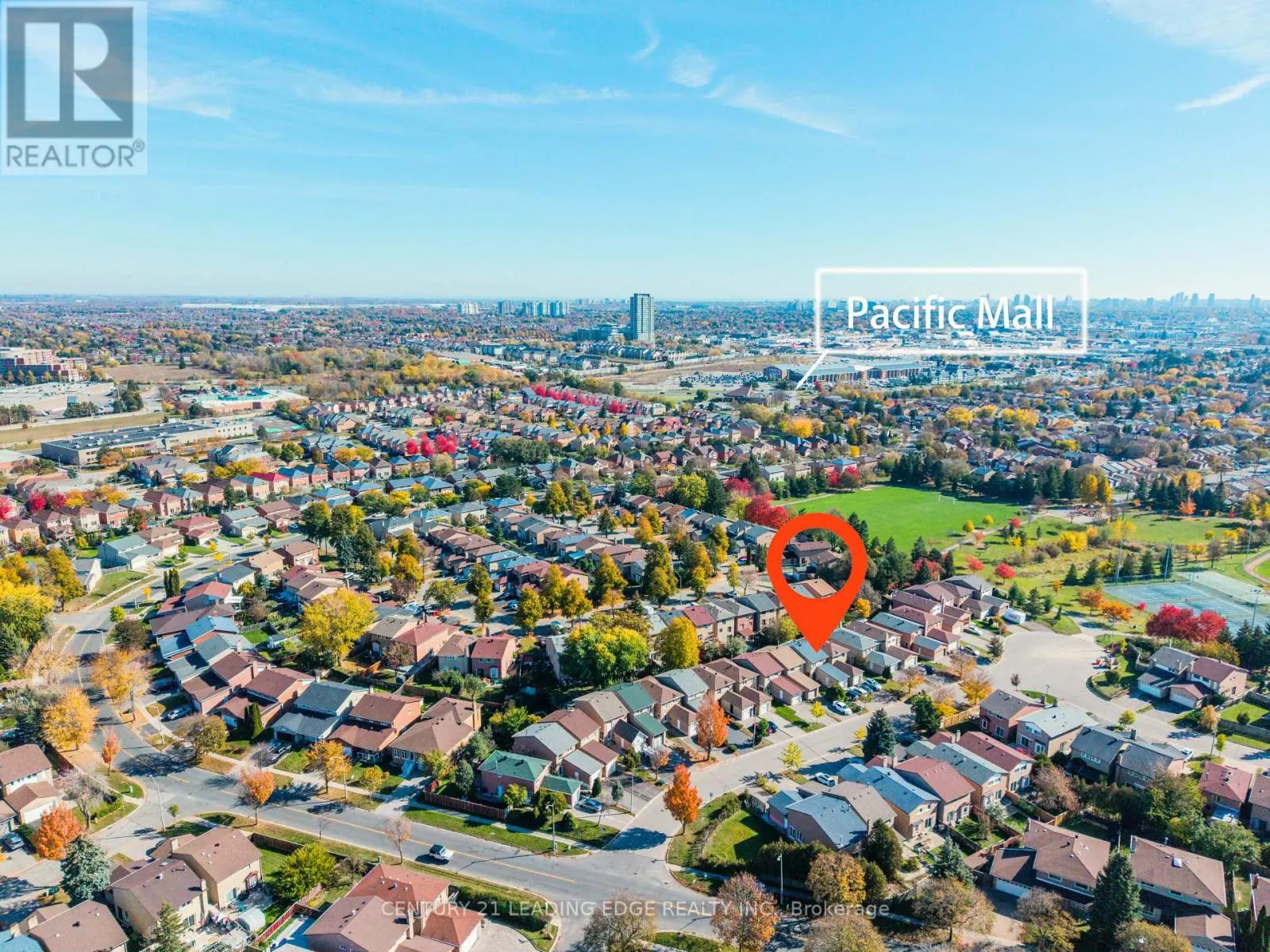 25 CROXLEY GREEN