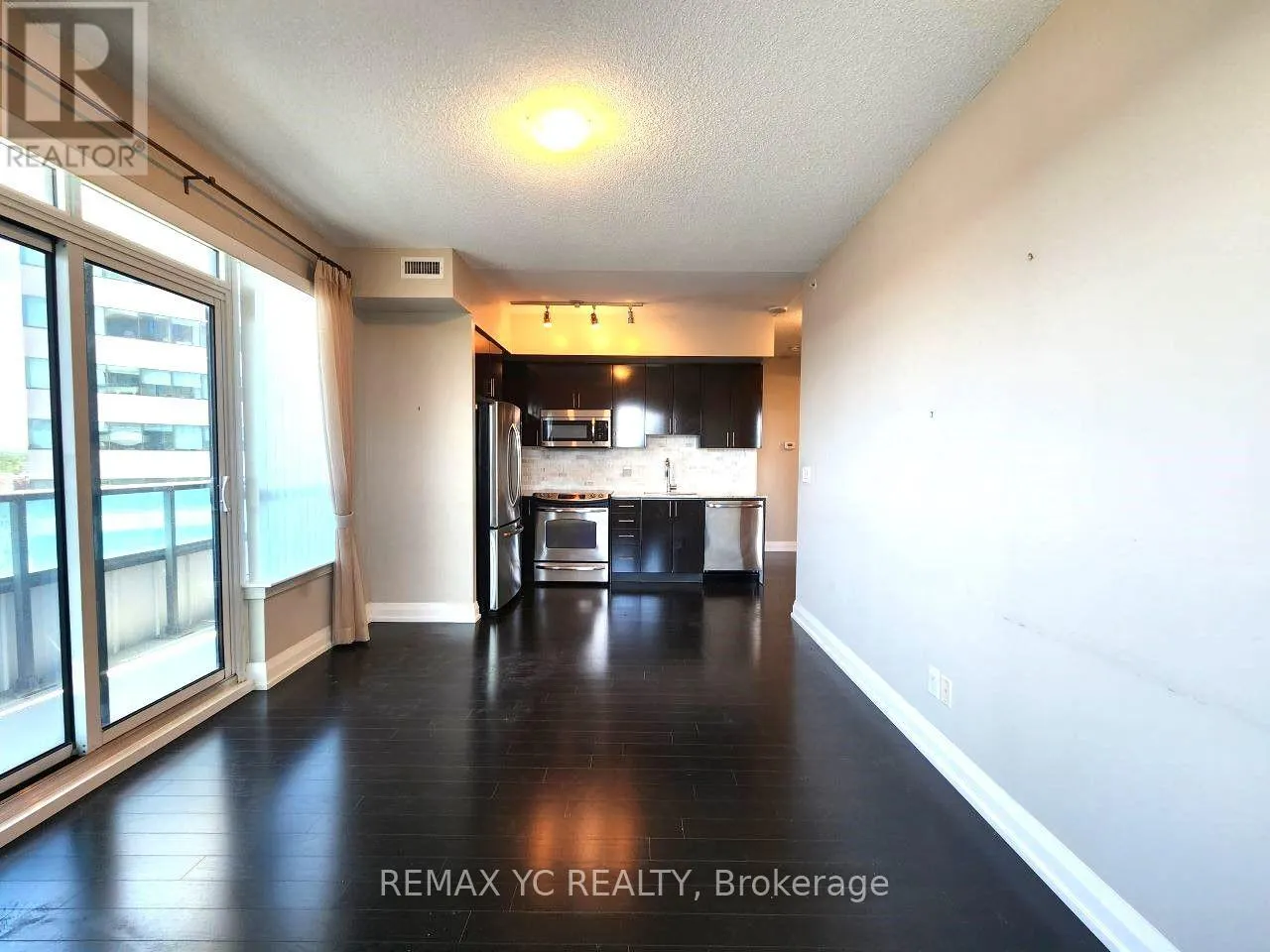 408 - 7171 YONGE STREET