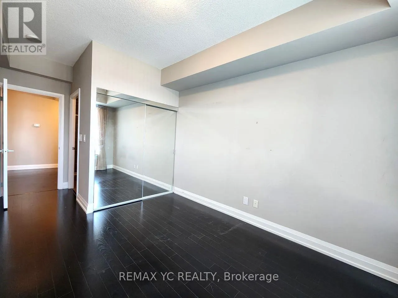 408 - 7171 YONGE STREET