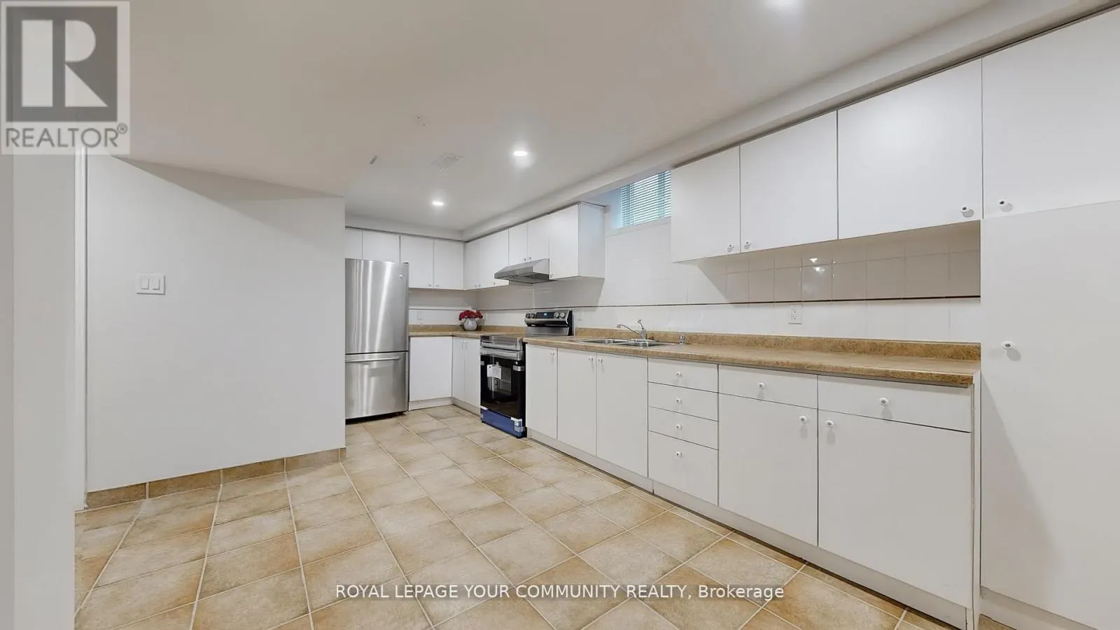 457 RAYMERVILLE DRIVE