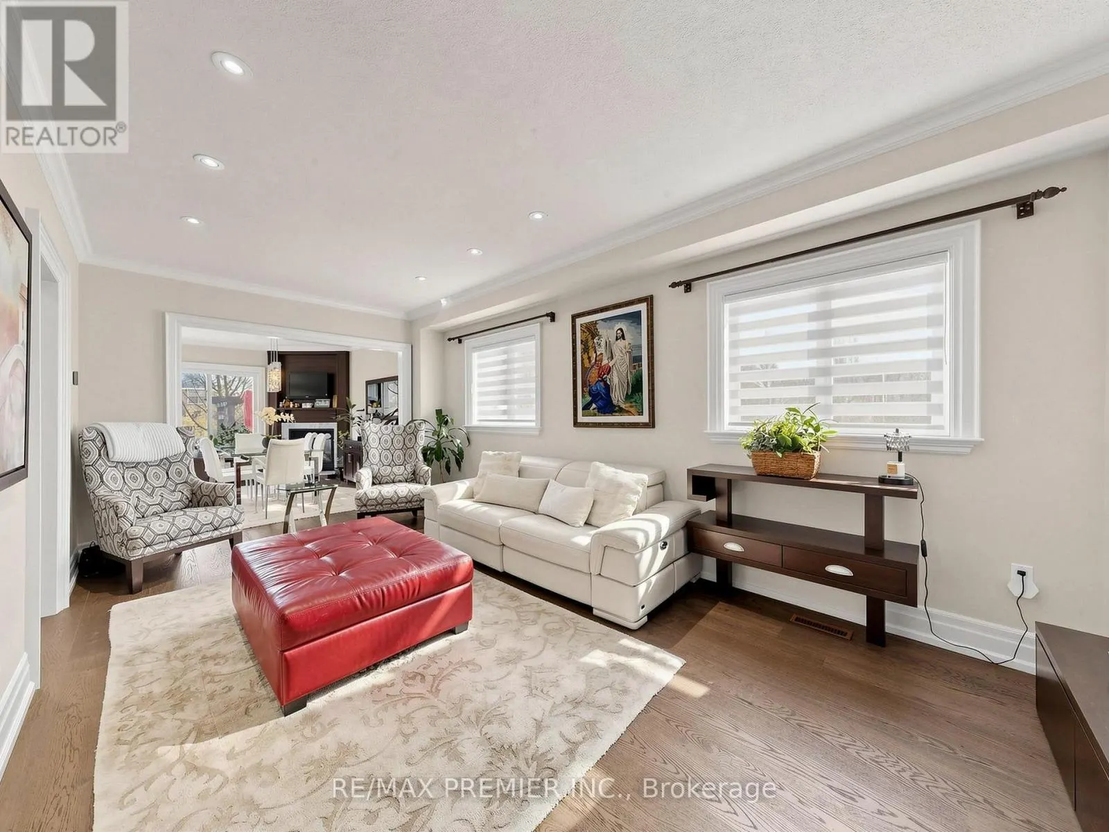31 ROCKSPRINGS AVENUE