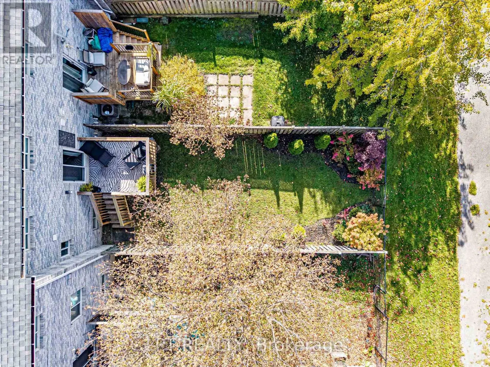 8 HATTIE COURT
