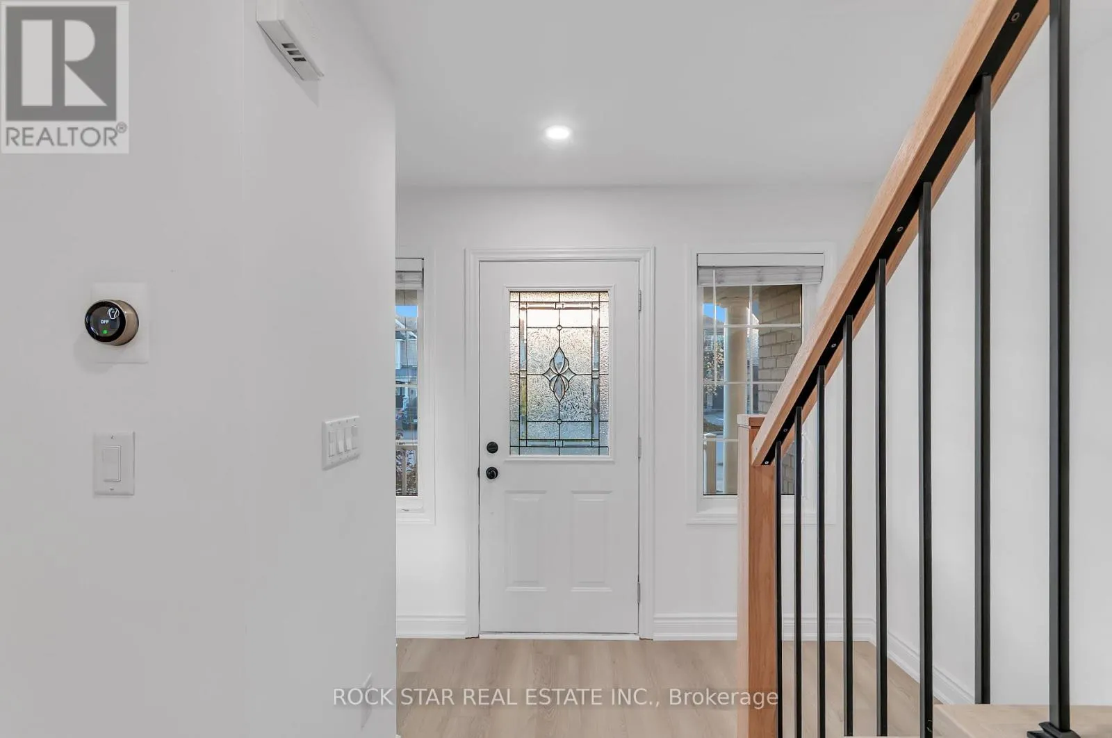 19 GORDON DRIVE