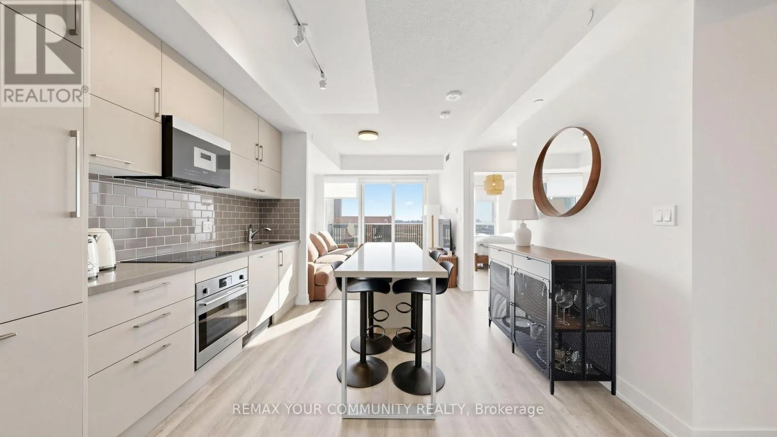 2621 - 56 ANDRE DE GRASSE STREET