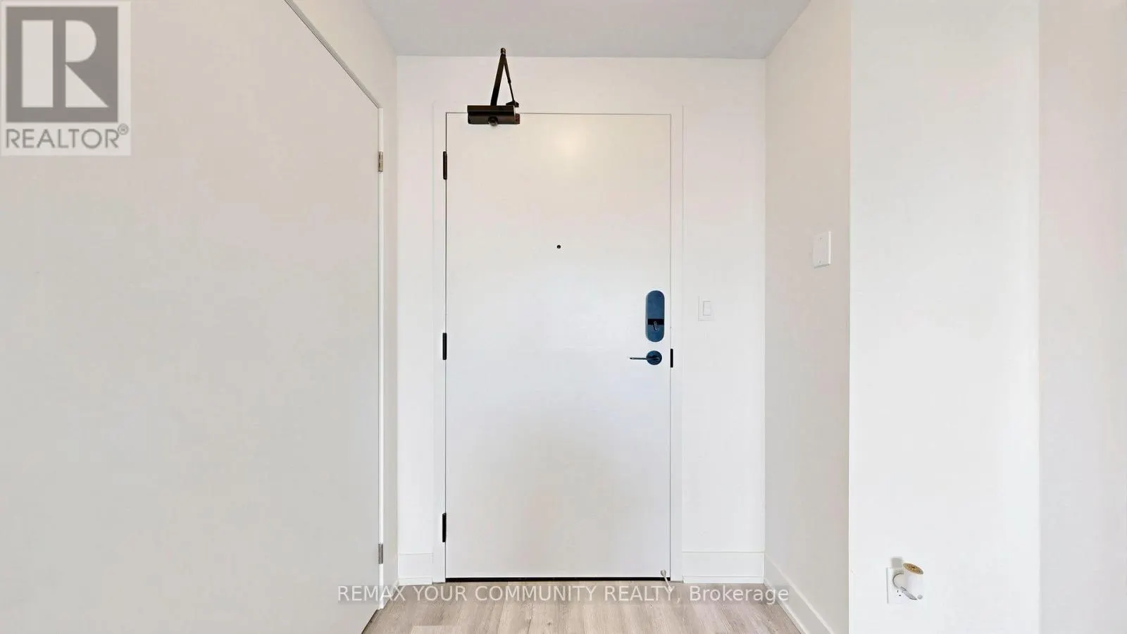 2621 - 56 ANDRE DE GRASSE STREET