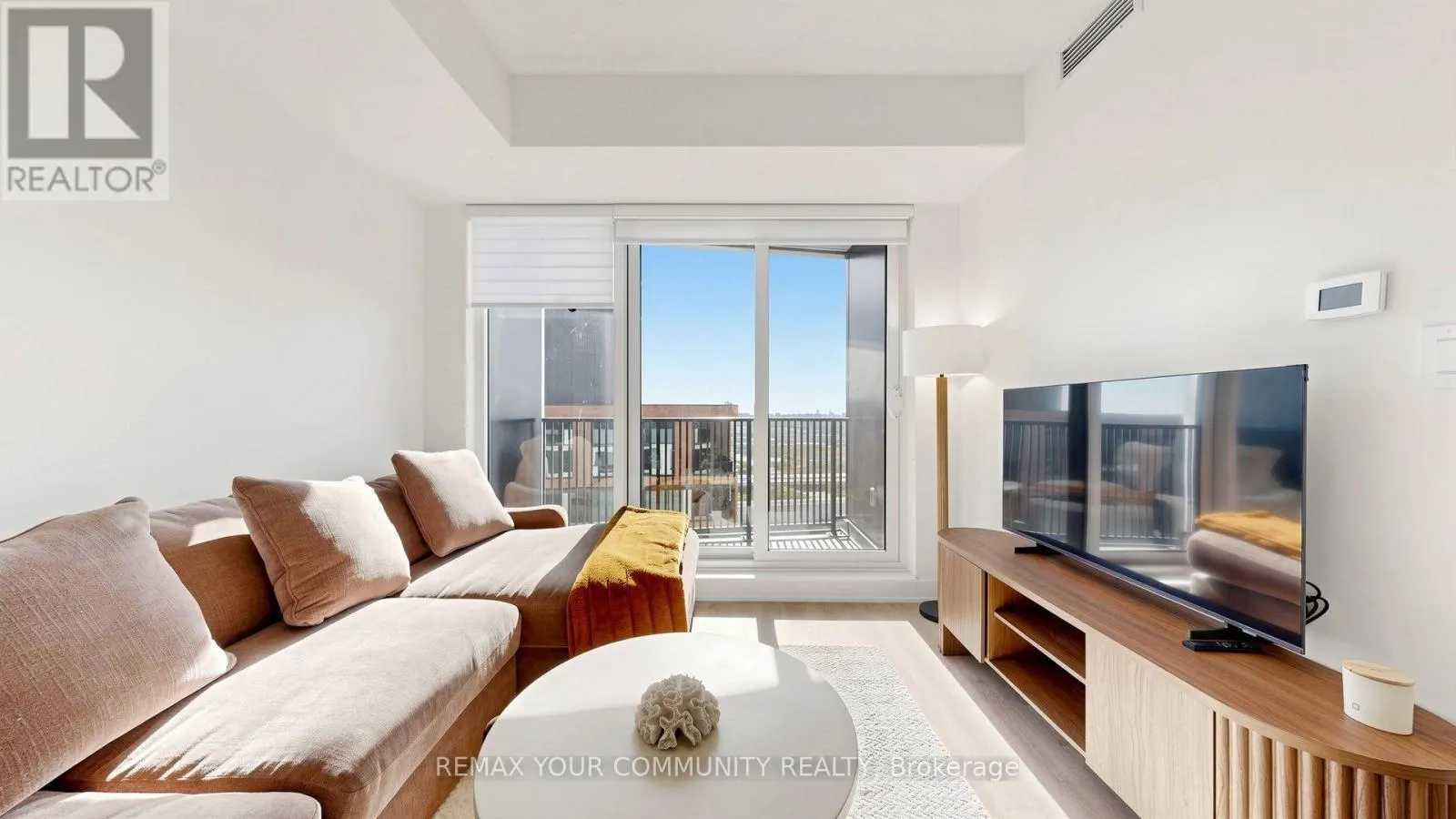 2621 - 56 ANDRE DE GRASSE STREET