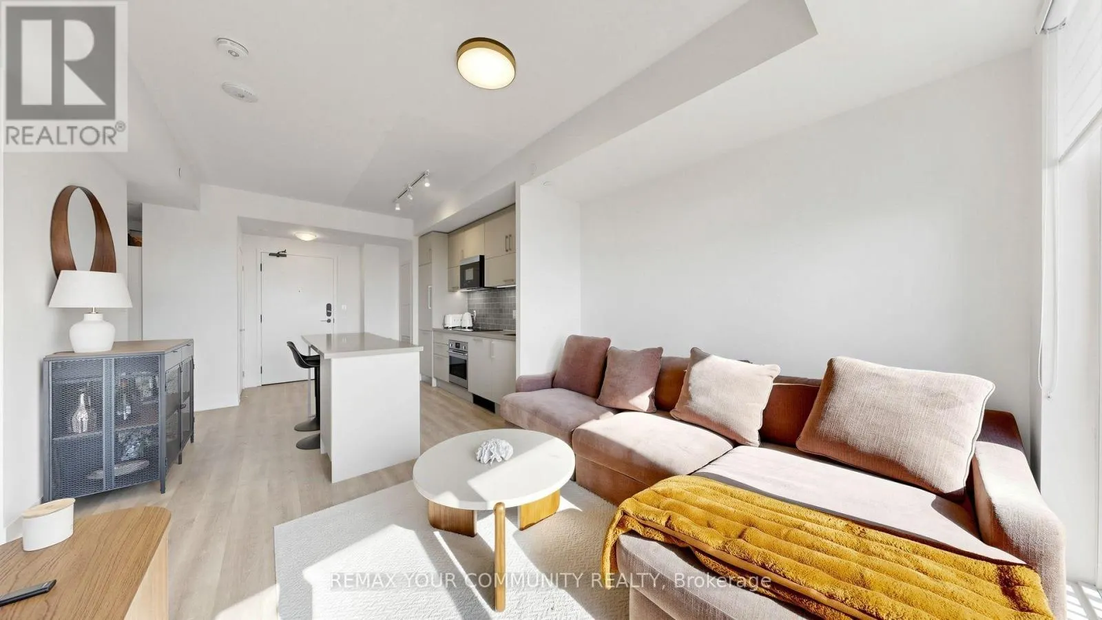 2621 - 56 ANDRE DE GRASSE STREET