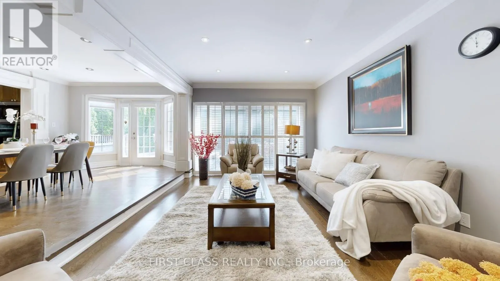 125 LONGWATER CHASE