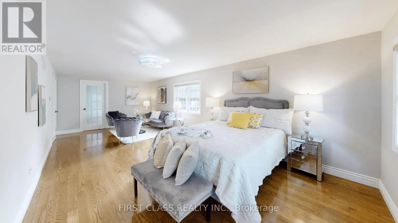125 LONGWATER CHASE