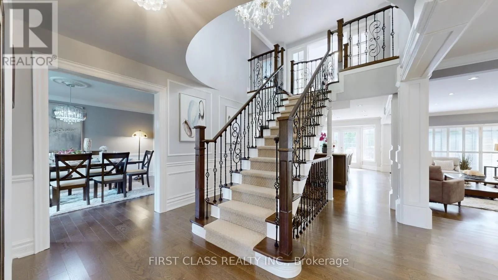 125 LONGWATER CHASE