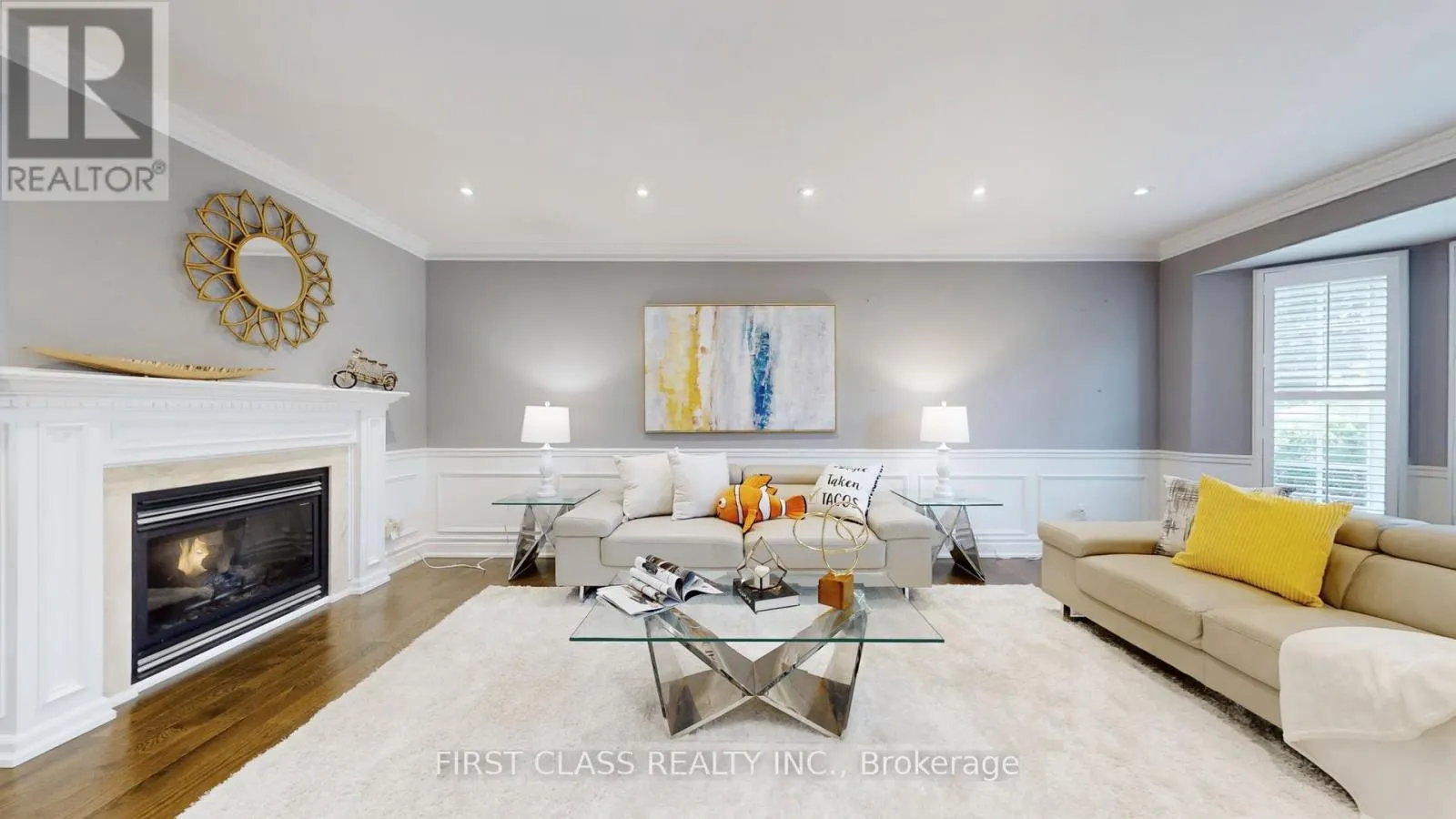 125 LONGWATER CHASE