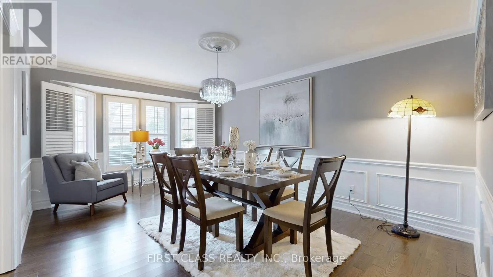 125 LONGWATER CHASE