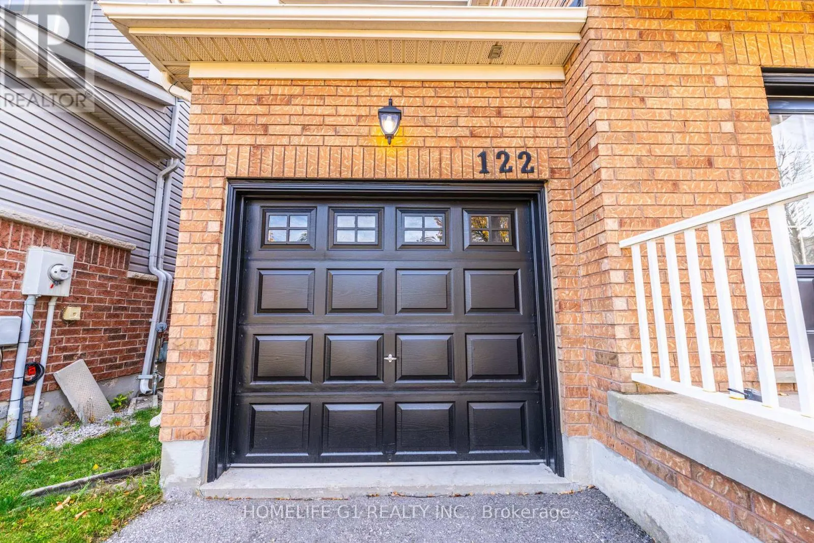 122 GWILLIMBURY DRIVE