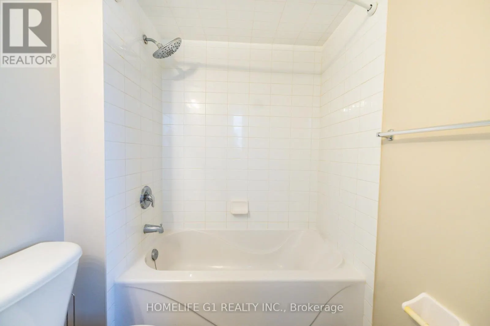 122 GWILLIMBURY DRIVE