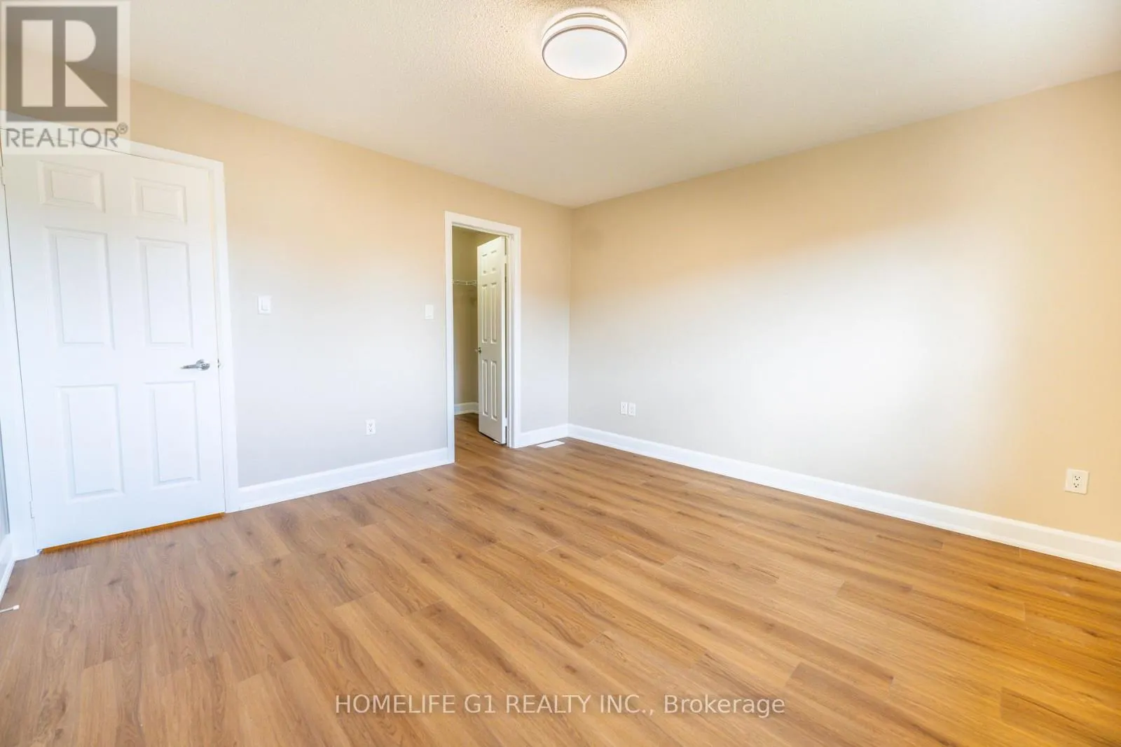 122 GWILLIMBURY DRIVE