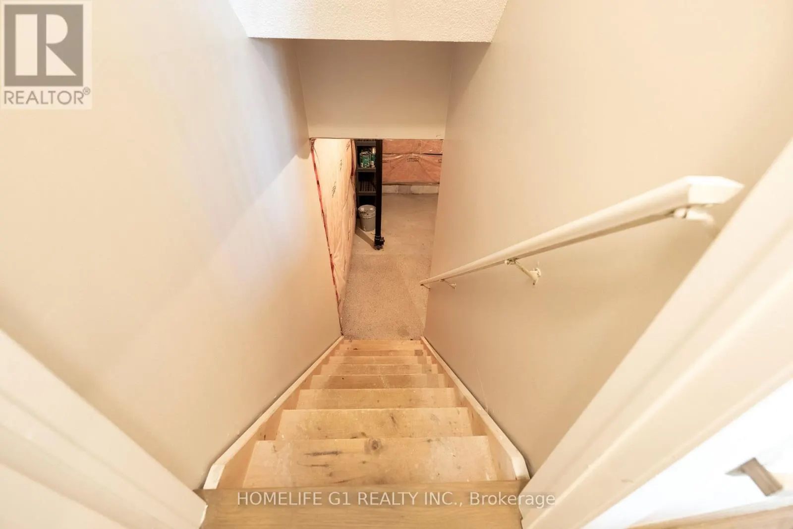 122 GWILLIMBURY DRIVE