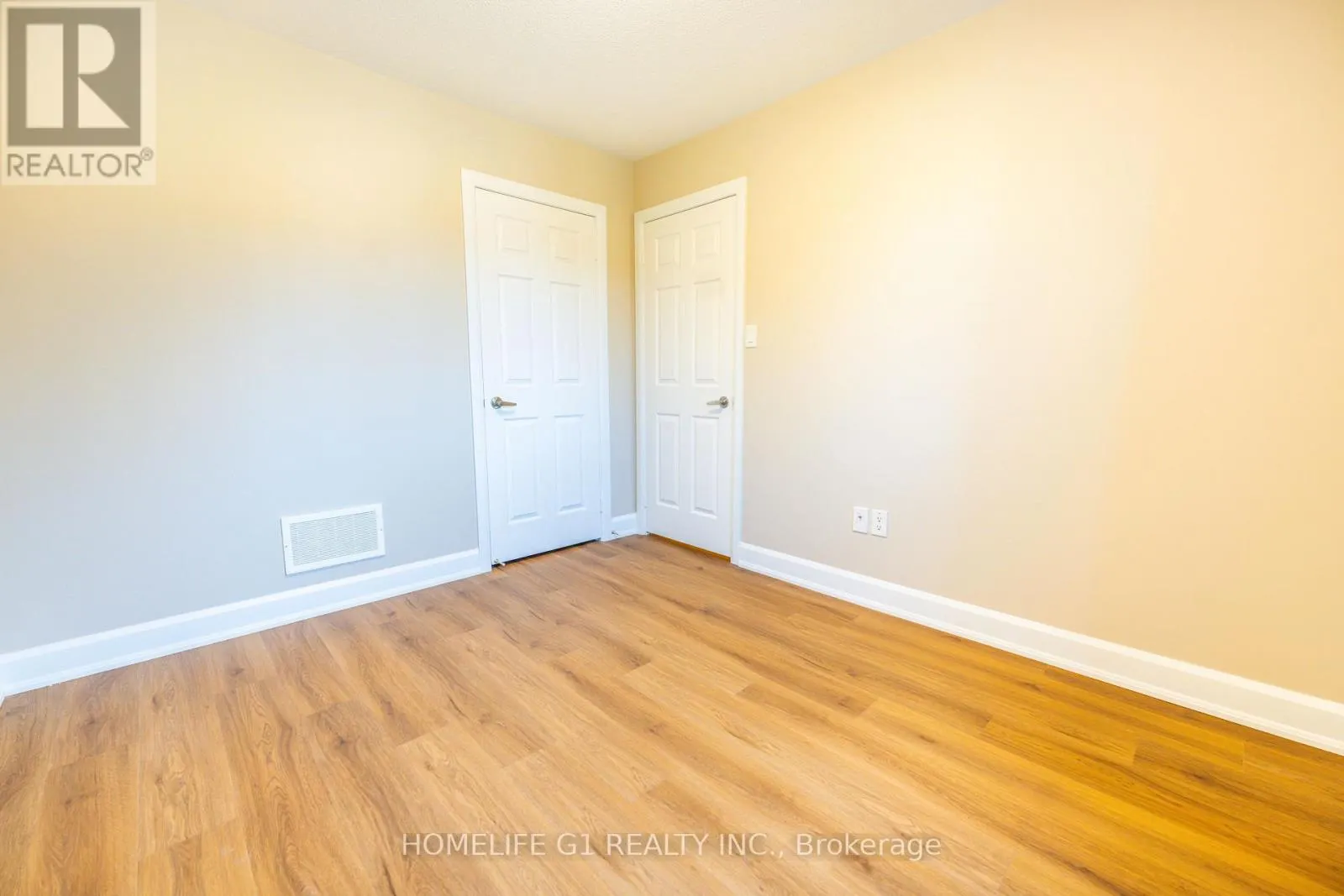 122 GWILLIMBURY DRIVE