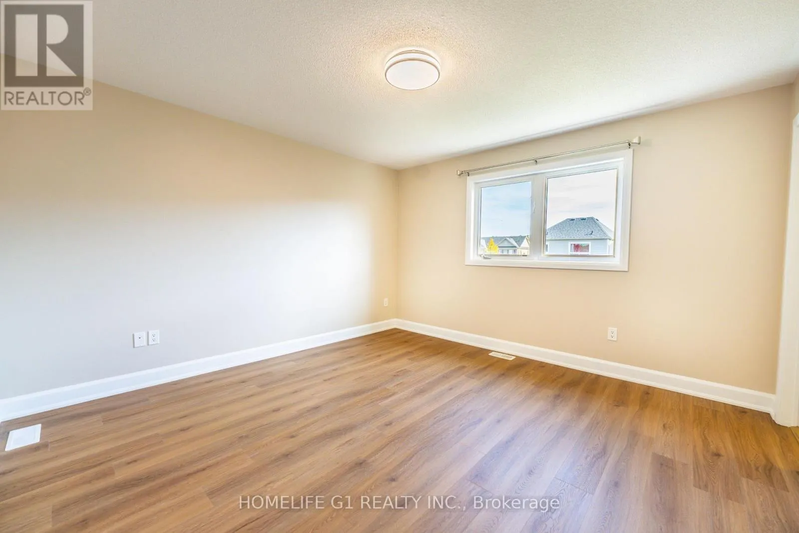 122 GWILLIMBURY DRIVE
