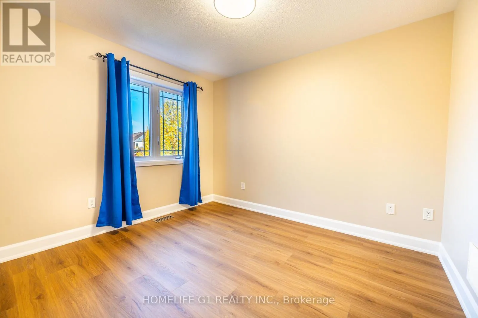 122 GWILLIMBURY DRIVE