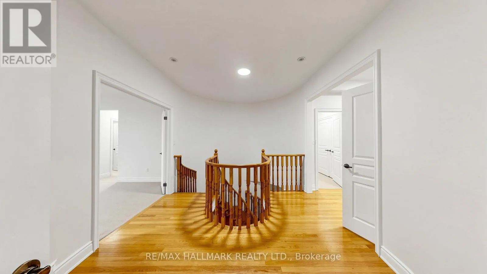 368 PARADELLE DRIVE