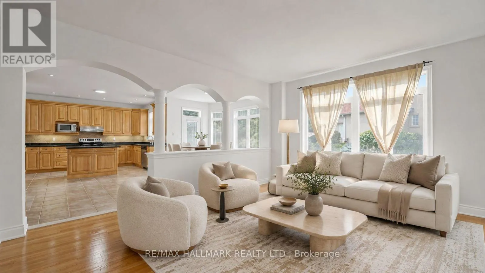 368 PARADELLE DRIVE