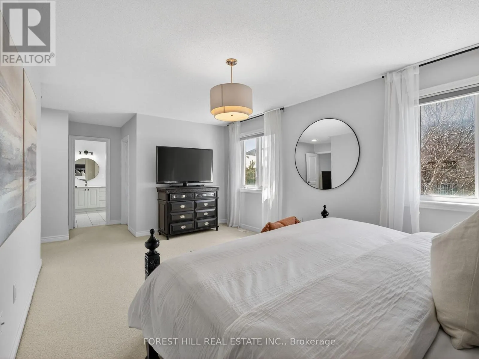 12 WALLENBERG DRIVE