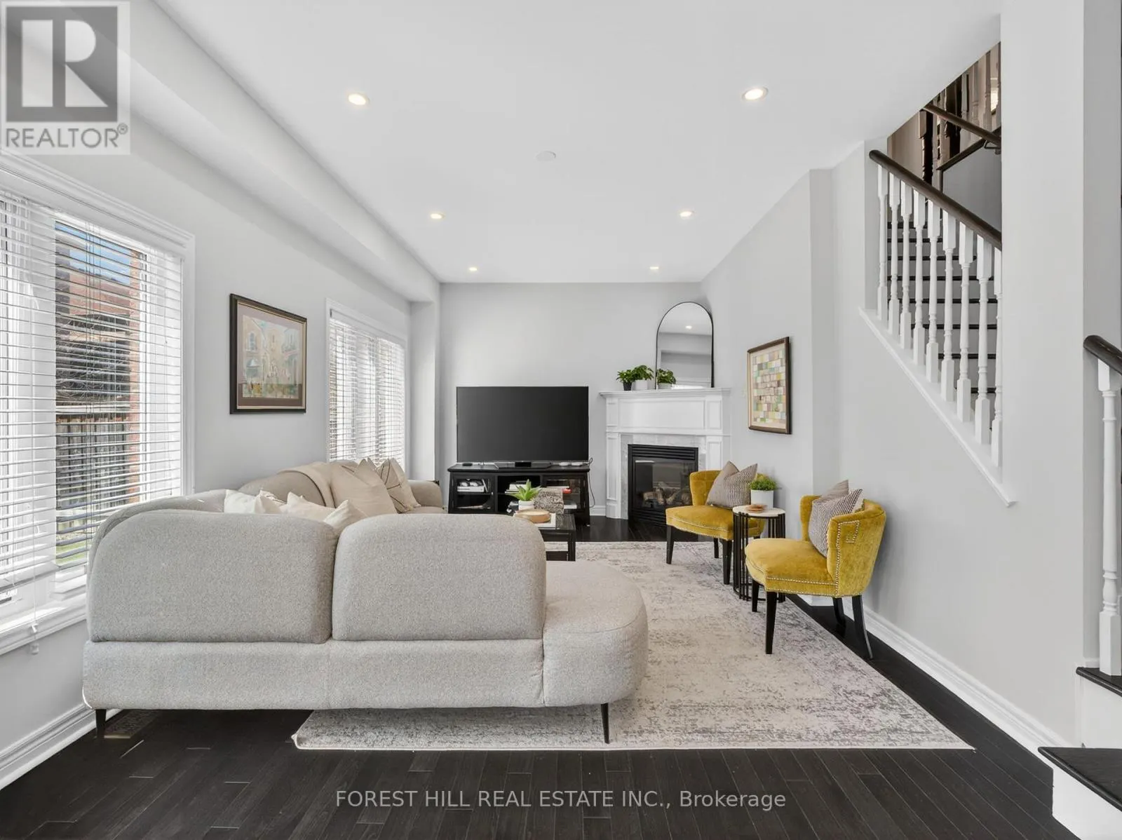 12 WALLENBERG DRIVE