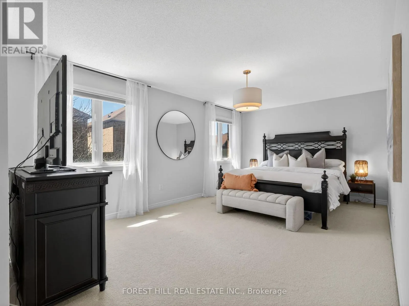 12 WALLENBERG DRIVE