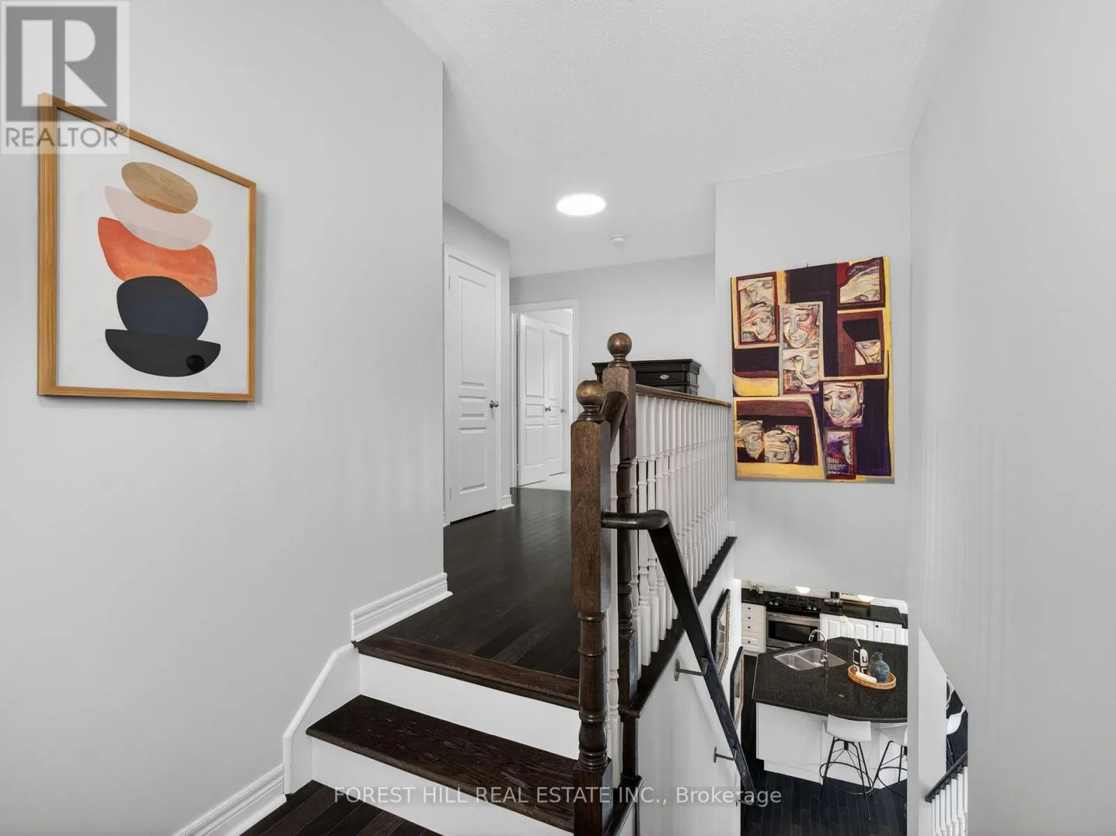 12 WALLENBERG DRIVE