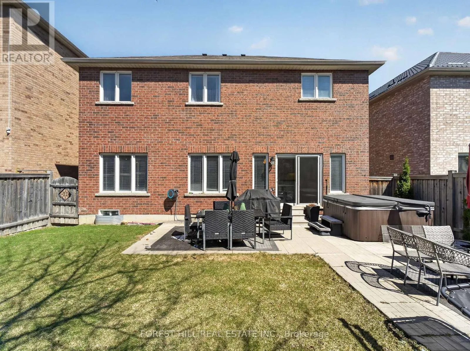 12 WALLENBERG DRIVE