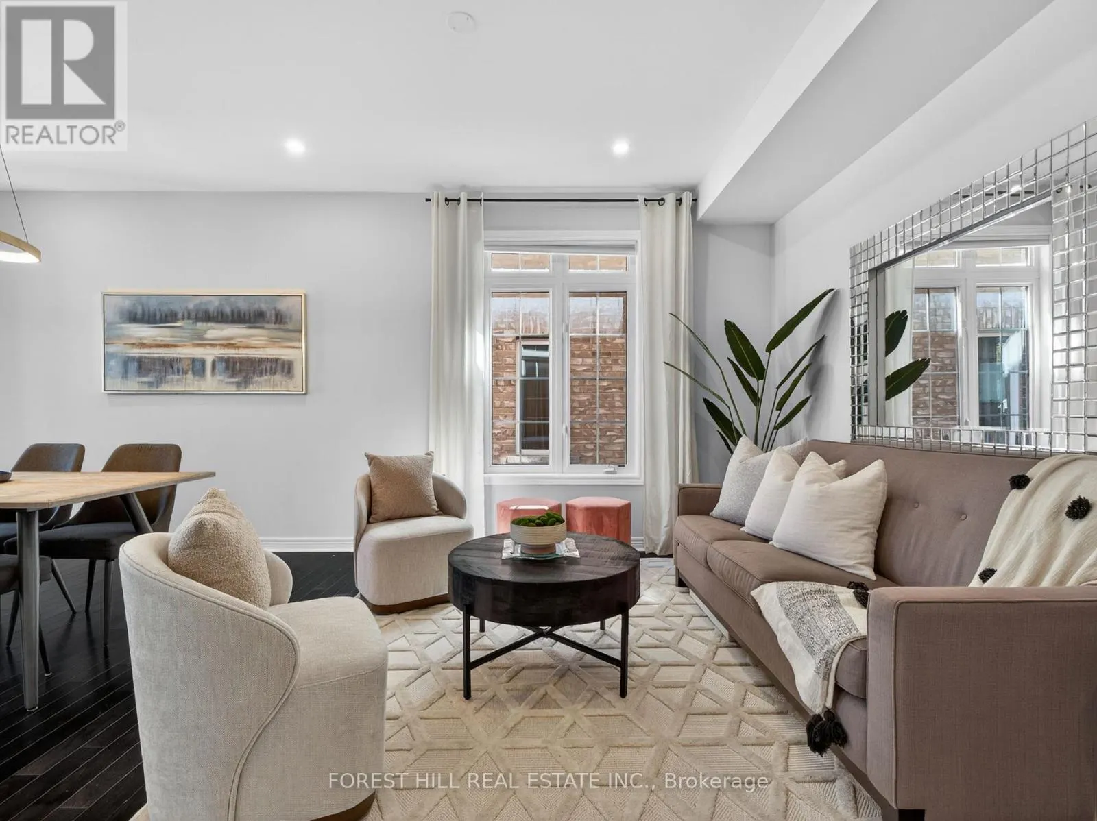 12 WALLENBERG DRIVE
