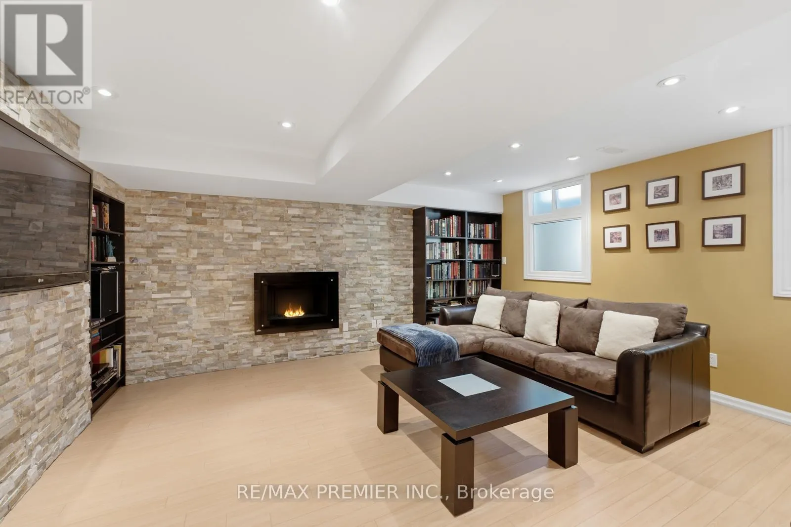 63 SUMMERIDGE DRIVE
