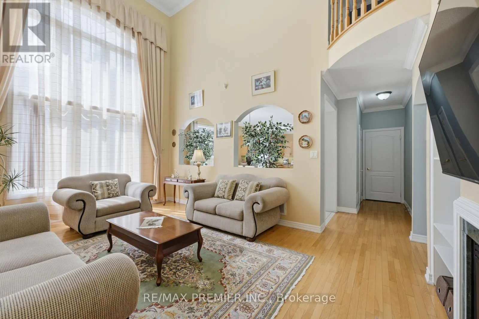 63 SUMMERIDGE DRIVE