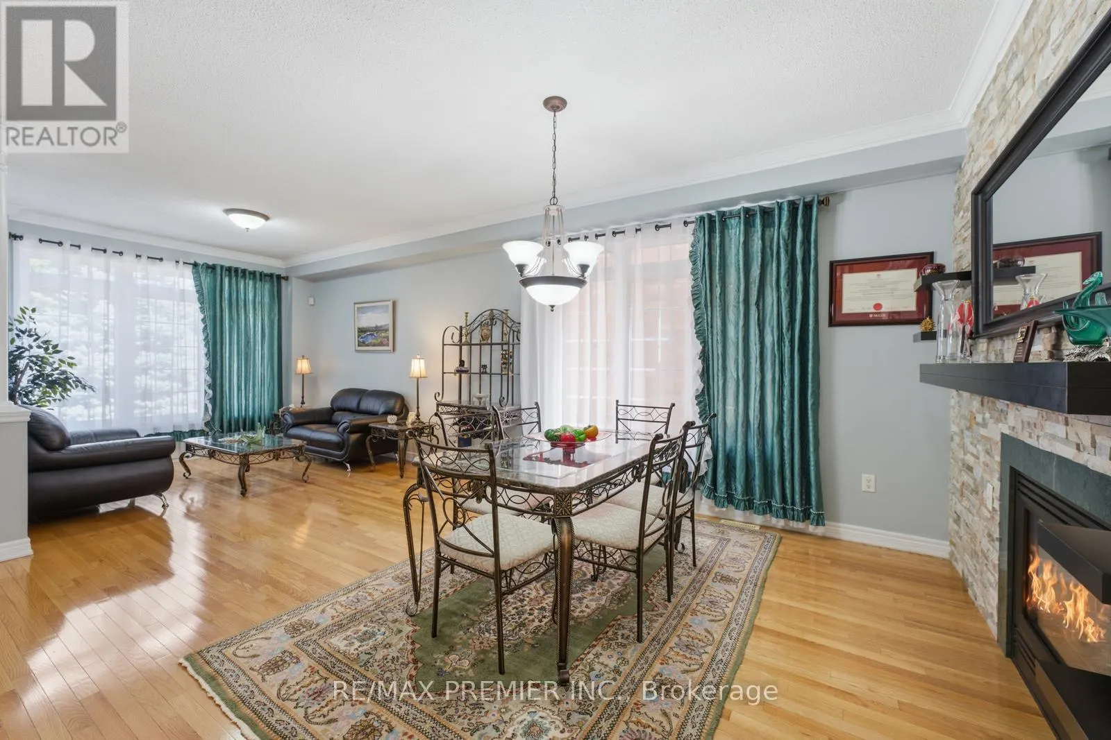 63 SUMMERIDGE DRIVE