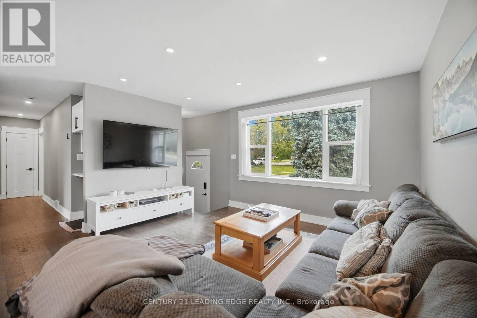 308 RUPERT AVENUE