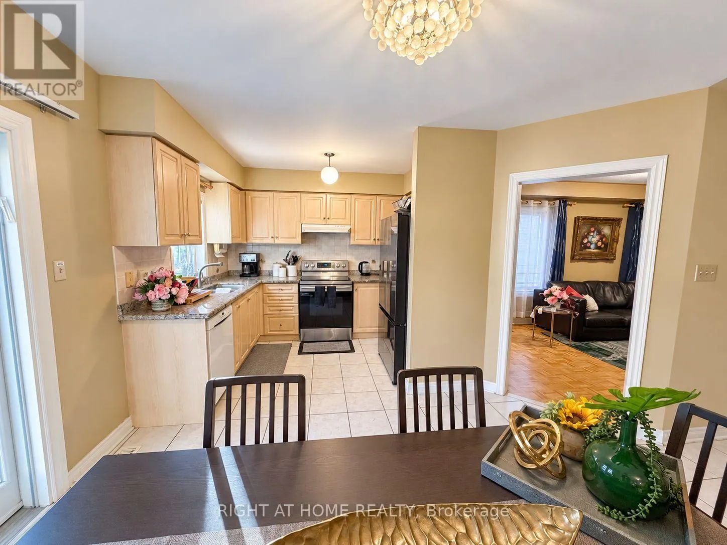 205 DEEPSPRINGS CRESCENT