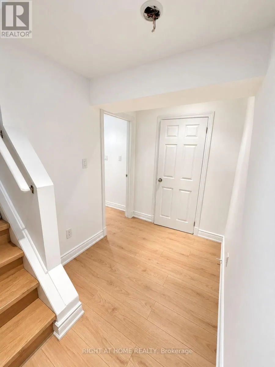 205 DEEPSPRINGS CRESCENT