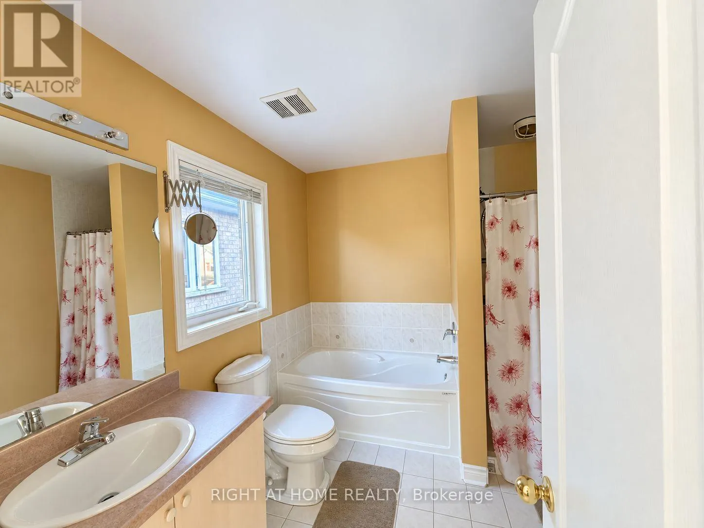 205 DEEPSPRINGS CRESCENT