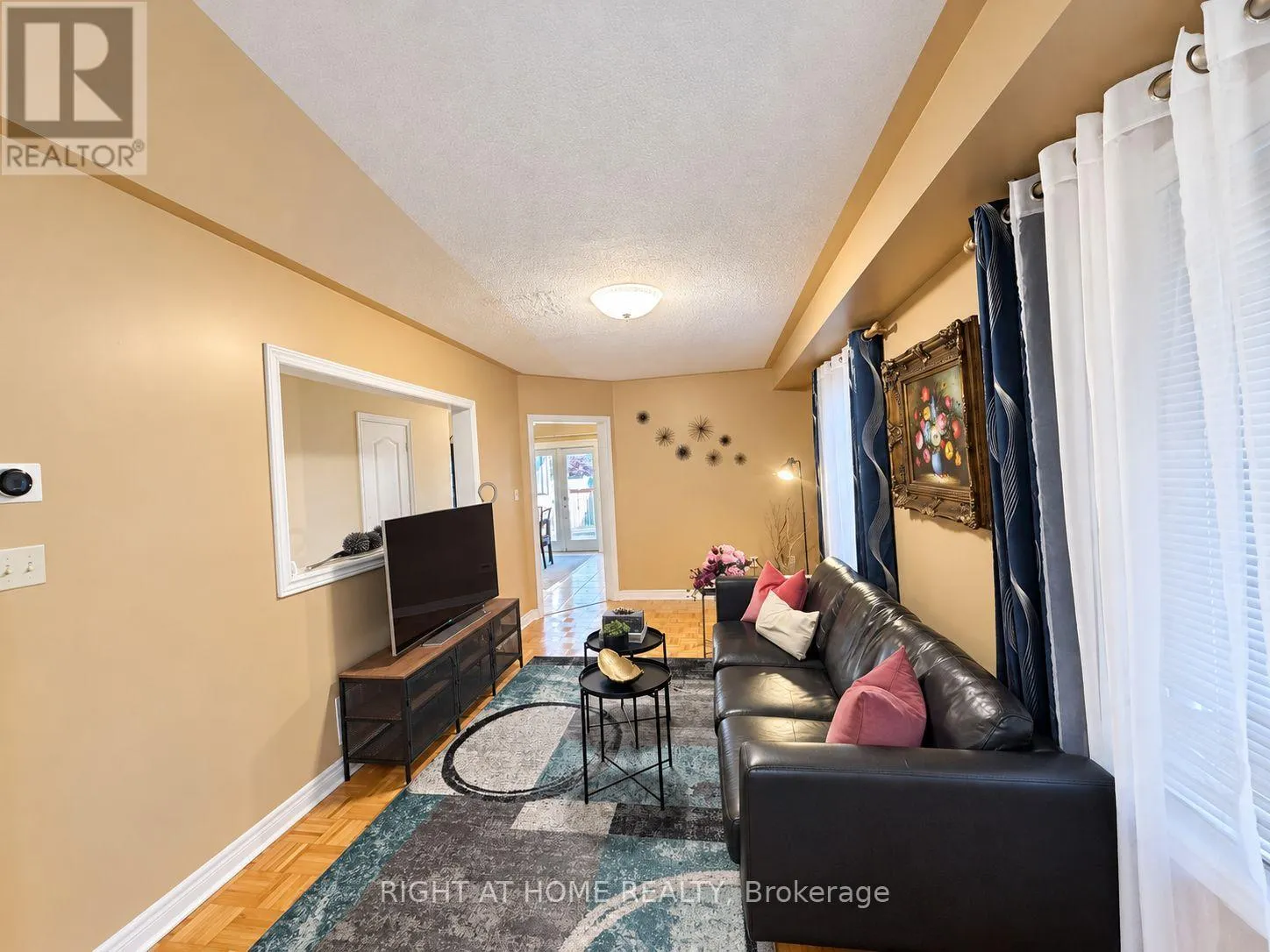 205 DEEPSPRINGS CRESCENT