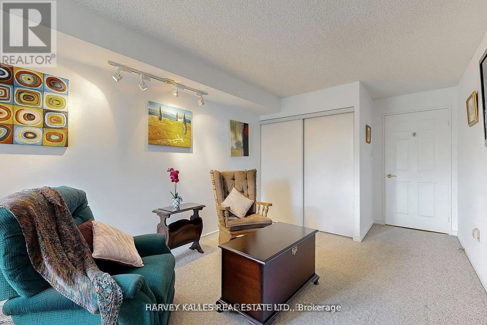 311 - 7300 YONGE STREET