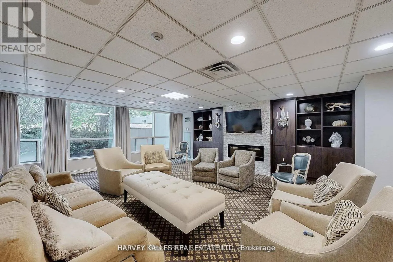 311 - 7300 YONGE STREET